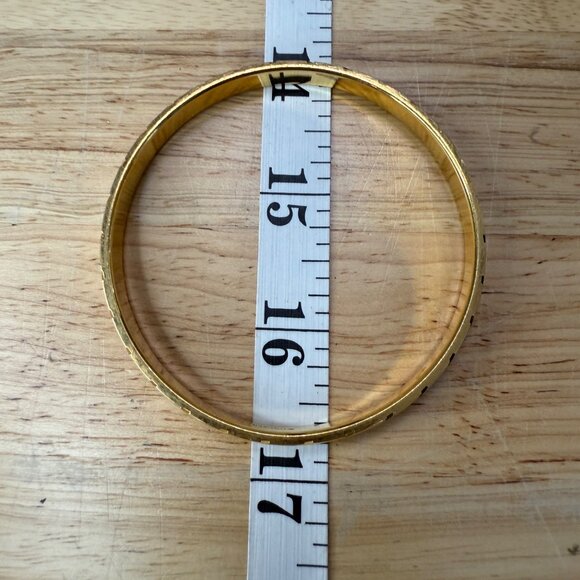 Gold-Tone Monet Textured Bangle Bracelet Vintage, Glam, Holiday, Retro, lux - Picture 6 of 7